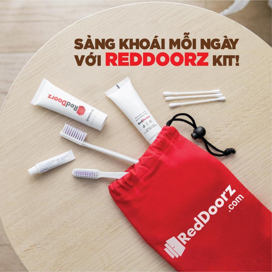 RedDoorz Premium Cloud 9 An Nhon Hotel Ho Chi Minh-stad Buitenkant foto