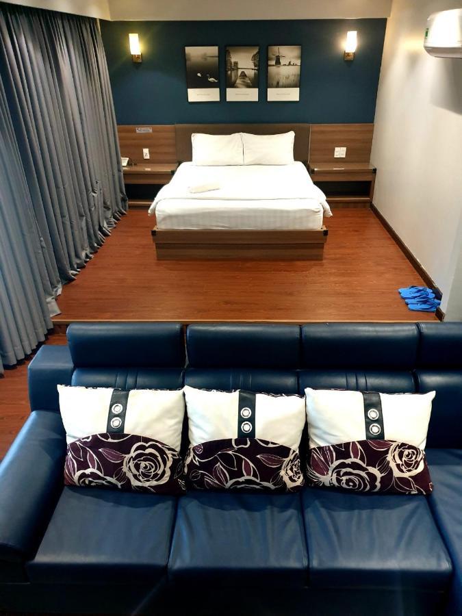 RedDoorz Premium Cloud 9 An Nhon Hotel Ho Chi Minh-stad Buitenkant foto
