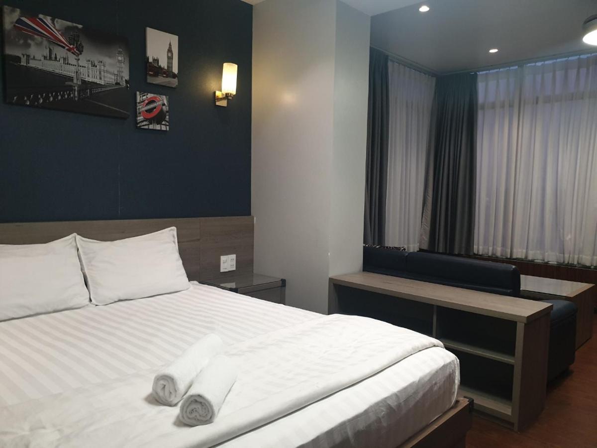 RedDoorz Premium Cloud 9 An Nhon Hotel Ho Chi Minh-stad Buitenkant foto